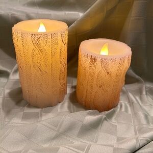 Avon Sweater Knit Flameless Candle Set